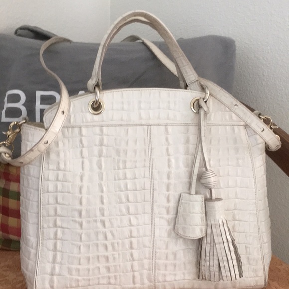 Authentic Brahmin handbag/ crossbody/ shoulder bag